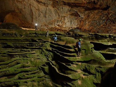 Đoàn du khách đầu tiên đến Sơn Đoòng Đoàn du khách đầu tiên đến Sơn Đoòng