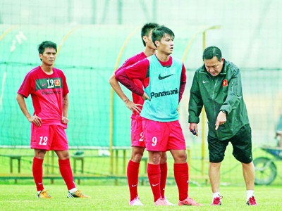 VN và UAE: Thử tài 'tướng' Phúc VN và UAE: Thử tài 'tướng' Phúc