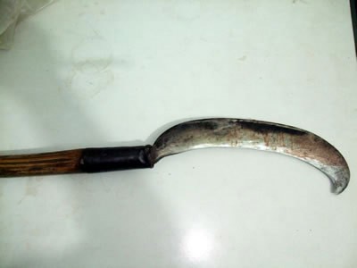Bắt khẩn cấp cụ ông 73 tuổi chém chết con dâu và người tình Bắt khẩn cấp cụ ông 73 tuổi chém chết con dâu và người tình