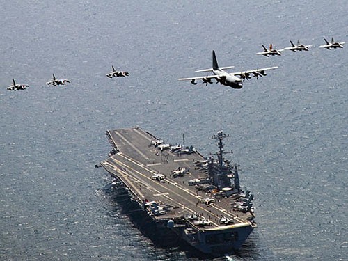 Siêu tàu sân bay Mỹ tuần tra Biển Đông, đón khách Việt Nam Siêu tàu sân bay Mỹ tuần tra Biển Đông, đón khách Việt Nam