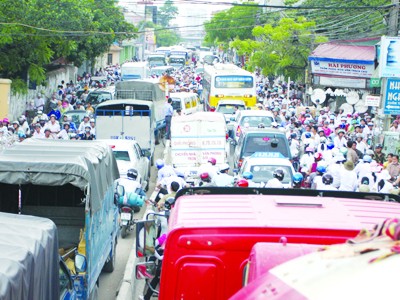 Chưa thu phí hạn chế phương tiện cá nhân vẫn nan giải bài toán ùn tắc nội đô