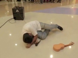 Màn cầu hôn kết quả thảm hại Màn cầu hôn kết quả thảm hại