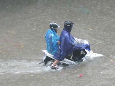 Làm gì khi xe máy của bạn vừa lội nước? Làm gì khi xe máy của bạn vừa lội nước?