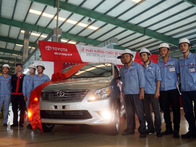 Toyota Việt Nam cán mốc 250.000 xe Toyota Việt Nam cán mốc 250.000 xe