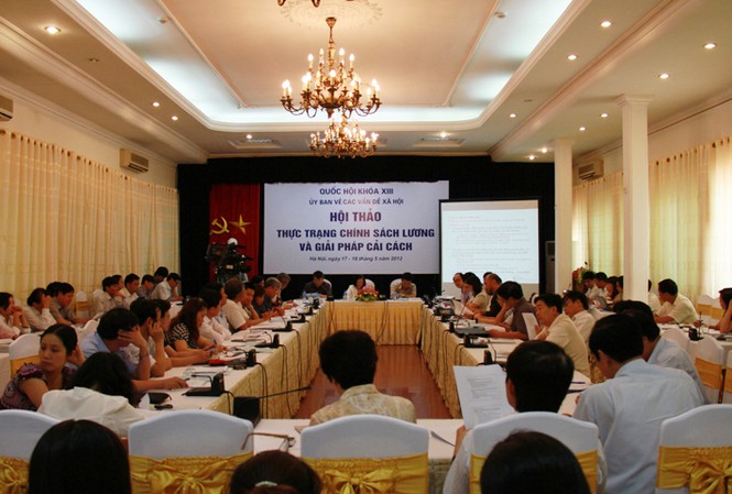 Tiền lương: Bất bình đẳng, không đủ sống Tiền lương: Bất bình đẳng, không đủ sống