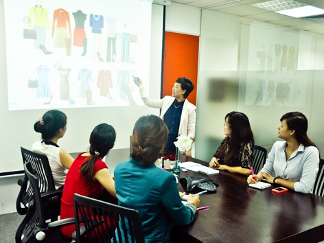 Nữ 8X Việt đầu tiên có chứng chỉ mai mối quốc tế Nữ 8X Việt đầu tiên có chứng chỉ mai mối quốc tế