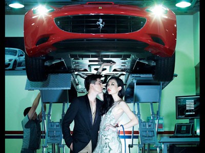 Cặp đôi hoàn hảo với Ferrari Cặp đôi hoàn hảo với Ferrari