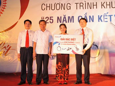 VietinBank đầu tư trên 5.000 tỷ cho dự án hầm đường bộ Đèo Cả VietinBank đầu tư trên 5.000 tỷ cho dự án hầm đường bộ Đèo Cả
