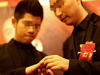 Đề xuất bỏ quy định cấm hôn nhân đồng giới Đề xuất bỏ quy định cấm hôn nhân đồng giới