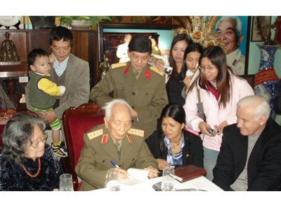 Đại tướng thần tượng của giới trẻ Đại tướng thần tượng của giới trẻ