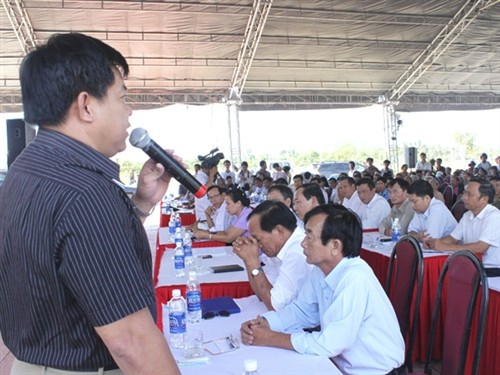 Nhân viên chém dân, doanh nghiệp xin lượng thứ Nhân viên chém dân, doanh nghiệp xin lượng thứ