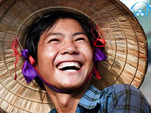 Hãy tự hào vì bạn là người Việt Nam Hãy tự hào vì bạn là người Việt Nam