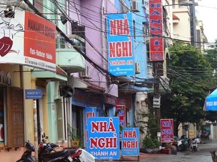 Nhà nghỉ bi hài ký Nhà nghỉ bi hài ký