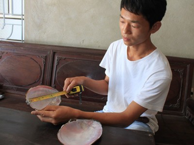 Thanh Hóa: Kỳ lạ vụ bắt được trai ngậm 16 viên ngọc Thanh Hóa: Kỳ lạ vụ bắt được trai ngậm 16 viên ngọc