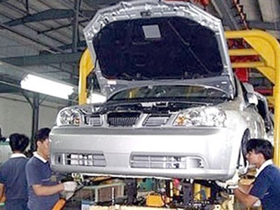 Ôtô ế hàng, khách ép giảm 100 triệu cũng bán Ôtô ế hàng, khách ép giảm 100 triệu cũng bán