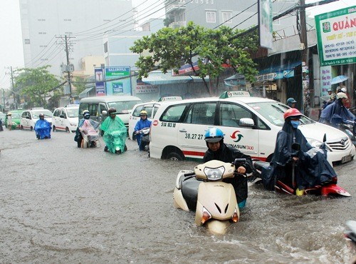 TPHCM: Mô phỏng kẹt xe, ngập nước để chủ động ứng phó TPHCM: Mô phỏng kẹt xe, ngập nước để chủ động ứng phó