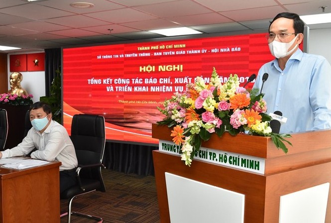 Phó Bí thư Thường trực Thành ủy: TPHCM đối mặt suy thoái kinh tế do Covid-19 Phó Bí thư Thường trực Thành ủy: TPHCM đối mặt suy thoái kinh tế do Covid-19