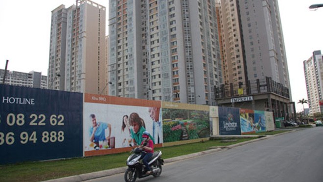 Hàng tỉ USD chờ 'bơm' vào bất động sản Thị trường bất động sản đang có dấu hiệu khởi sắc khi tồn kho giảm, tín dụng tăng - Ảnh: Đình Sơn