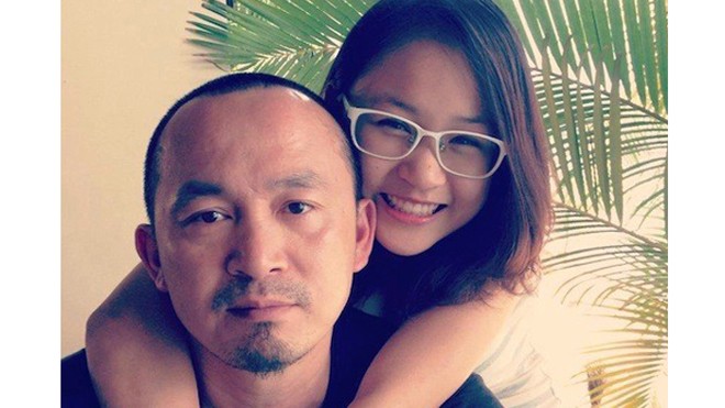 Quốc Trung phiền lòng vì con gái dính vào yêu đương Quốc Trung và con gái Thiện Thanh đôi lúc phiền lòng vì con gái mải yêu đương.