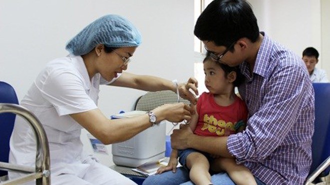 Ngày 24/7, Hà Nội bắt đầu tiêm vaccine thủy đậu Ảnh minh họa.