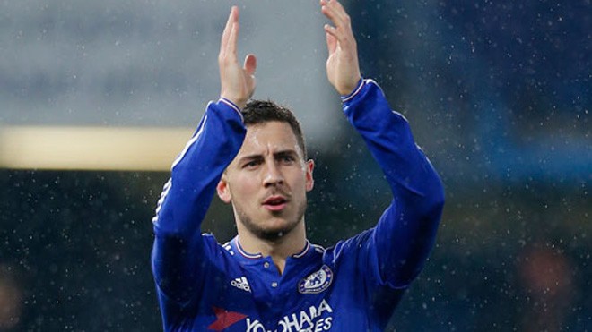 Hazard: 'Chelsea lo sợ khi gặp PSG' Hazard sẽ phải thể hiện bộ mặt khác so với Ngoại hạng Anh nếu muốn đưa Chelsea vượt qua PSG. Ảnh: Reuters.