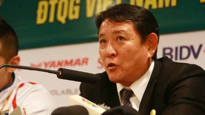 HLV Đài Loan: ‘Tuyển Việt Nam rất khác sau khi thay HLV’ HLV Chen Kuei Jen nhận toàn bộ trách nhiệm về mình sau trận thua 1-4 trên sân Mỹ Đình. Ảnh: Ngọc Dung
