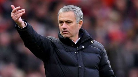Mourinho vẫn tin vào cơ hội vô địch của M.U Mourinho vẫn tin vào cơ hội vô địch của M.U
