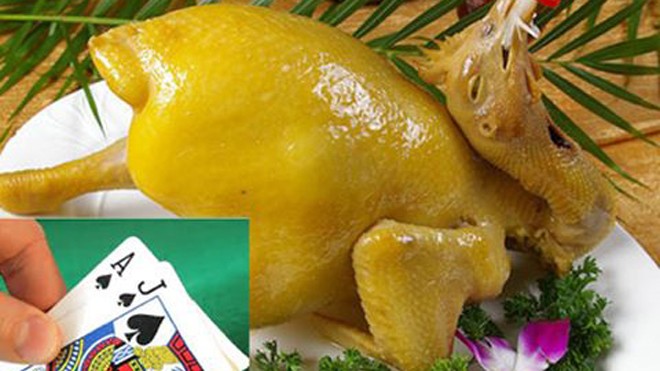 Đánh bài ăn thịt gà, 4 người ở Cà Mau bị công an phạt tiền Đánh bài ăn thịt gà, 4 người ở Cà Mau bị công an phạt tiền