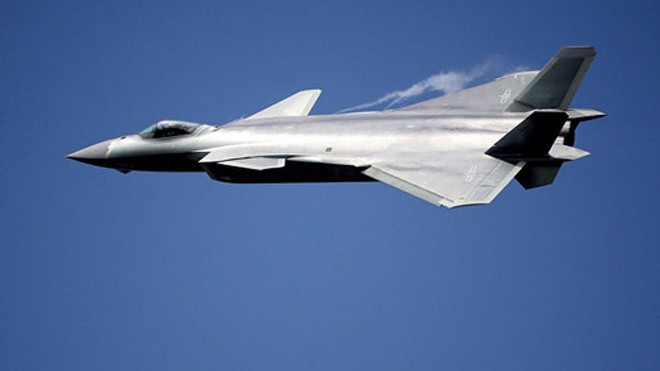 Trung Quốc biên chế tiêm kích tàng hình J-20 Tiêm kích tàng hình J-20 của Trung Quốc. Ảnh: Reuters.