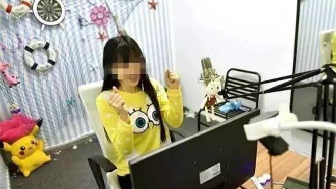 Choáng không, nữ sinh mua được nhà sau 2 năm live stream trên mạng Choáng không, nữ sinh mua được nhà sau 2 năm live stream trên mạng
