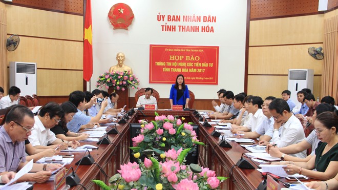 Thanh Hóa xúc tiến 50 dự án kêu gọi vốn đầu tư Toàn cảnh buổi họp báo về tổ chức Hội nghị xúc tiến đầu tư tỉnh Thanh Hóa năm 2017. Ảnh: Hoàng Lam