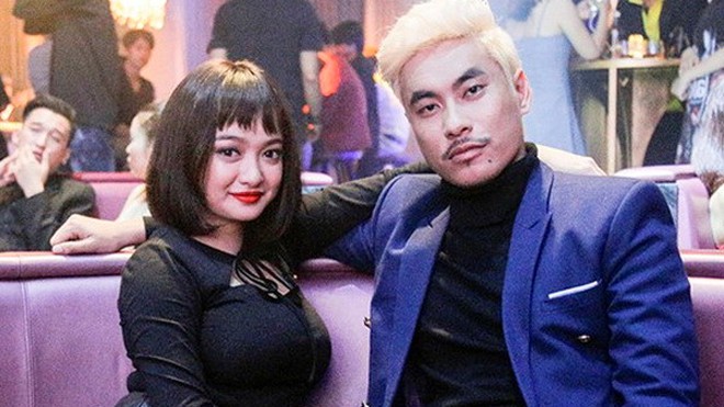 Kaity Nguyễn: Nhờ ba giữ tiền cát xê Em chưa 18 Kaity Nguyễn được chú ý sau thành công của vai diễn đầu tay trong Em chưa 18.