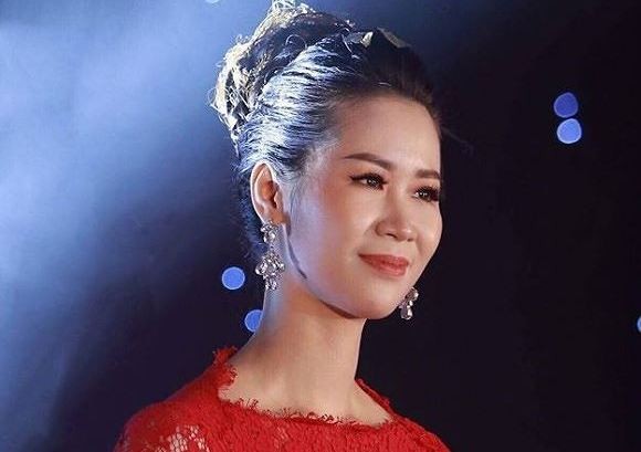 Sao Việt lên tiếng về việc sinh con 'thuận tự nhiên' gây sốc Sao Việt lên tiếng về việc sinh con 'thuận tự nhiên' gây sốc