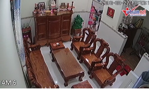 Học sinh lớp 4 bị bố mẹ bạo hành vì nghi con bị ma nhập Học sinh lớp 4 bị bố mẹ bạo hành vì nghi con bị ma nhập