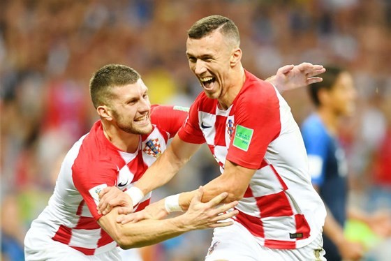 Mourinho bạo chi để mua 'đôi cánh' của á quân World Cup Ivan Perisic (phải) và Ante Rebic có một kỳ World Cup đầy ấn tượng. Ảnh: Getty Images