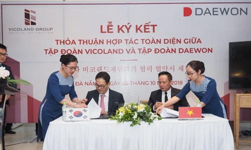Vicoland ký kết hợp tác toàn diện với Tập đoàn Daewon Đại diện hai tập đoàn ký kết hợp tác toàn diện