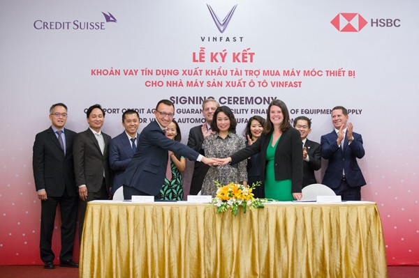 Vinfast được bảo lãnh khoản vay 950 triệu USD nhập khẩu thiết bị Vinfast được bảo lãnh khoản vay 950 triệu USD nhập khẩu thiết bị