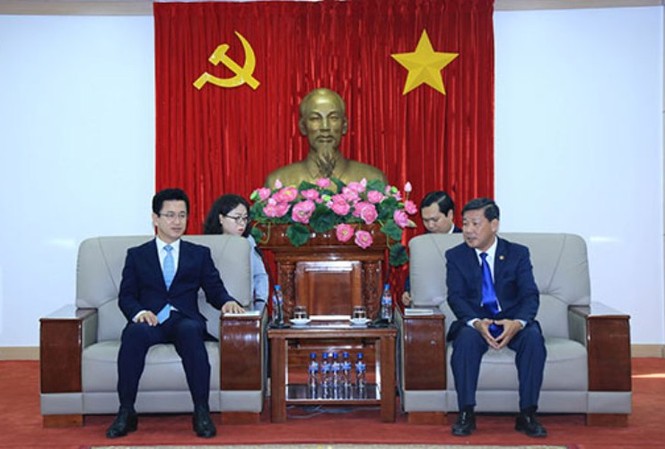 Đại diện Hàn Quốc nói gì về thành phố mới Bình Dương Ông Her Tae Jeong, Thị trưởng TP.Deajeon (Hàn Quốc), Chủ tịch Hiệp hội Đô thị Khoa học Thế giới (WTA) và lãnh đạo tỉnh Bình Dương