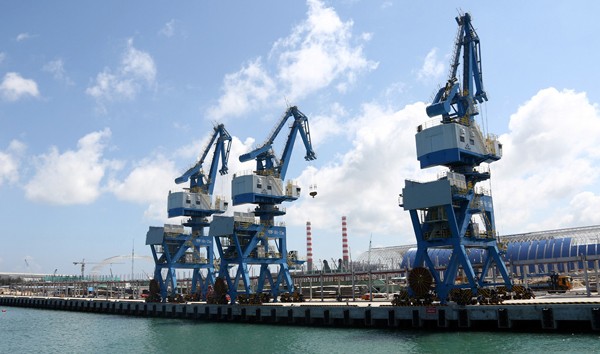 Nhận chìm vật chất nạo vét ở cảng Dung Quất: Nhiều ý kiến đồng thuận Một góc cảng biển Hòa Phát Dung Quất