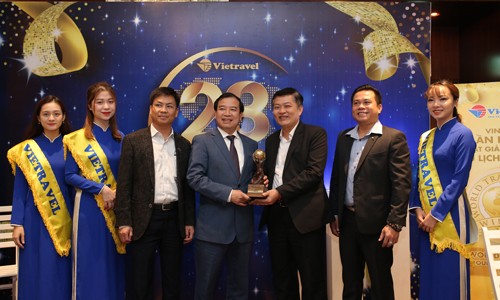 Vietravel lần thứ 2 nhận danh hiệu World’s Leading Group Tour Operator Vietravel lần thứ 2 nhận danh hiệu World’s Leading Group Tour Operator