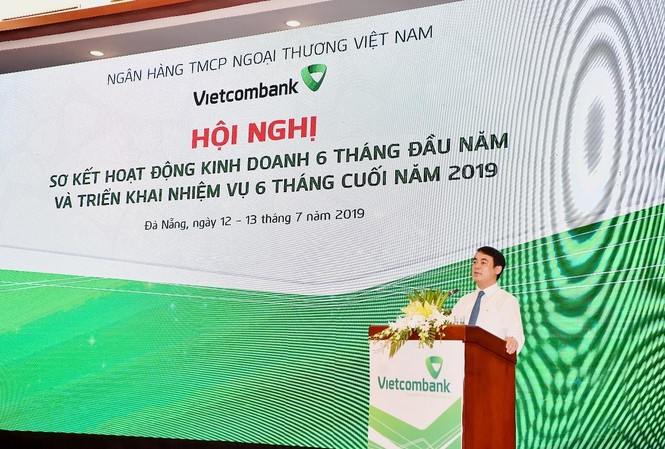 Vietcombank tổ chức hội nghị sơ kết hoạt động kinh doanh 6 tháng đầu năm Ông Nghiêm Xuân Thành - Ủy viên BCH Đảng bộ Khối DNTW, Bí thư Đảng ủy, Chủ tịch HĐQT phát biểu khai mạc Hội nghị