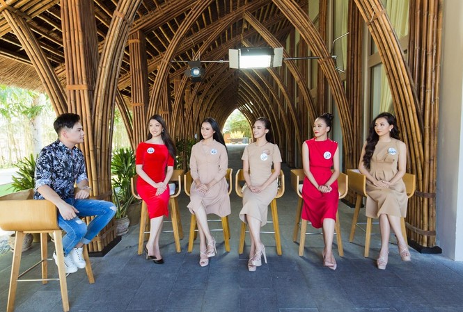 Không chỉ nhan sắc, thí sinh Miss World Việt Nam còn “khoe” cả trí thông minh “Head to Head Challenge” là phần thi đặc biệt chỉ có riêng ở Miss World