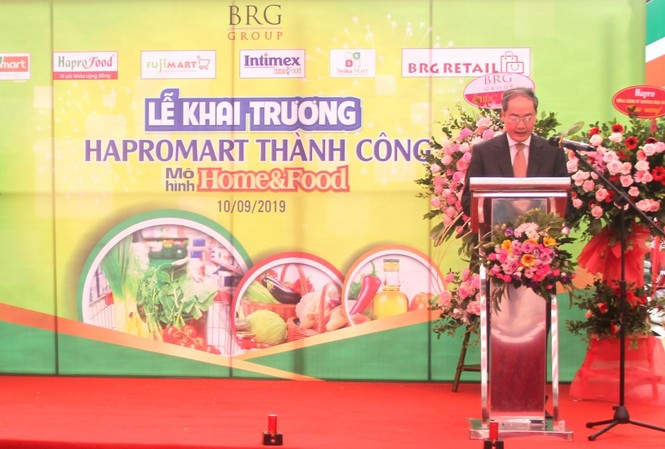 Siêu thị Hapromart Thành Công chính thức đi vào hoạt động theo mô hình Home&Food Ông Vũ Thanh Sơn - Tổng giám đốc Hapro phát biểu tại Lễ khai trương
