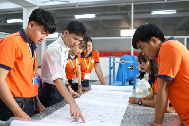 Ngành Kinh tế xây dựng, Quản lý xây dựng-Giống&khác gì với những điều bạn nghĩ? Kinh tế xây dựng, Quản lý xây dựng - những ngành “đứng sau” các dự án xây dựng hoành tráng