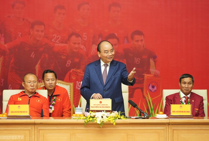Thủ tướng cảm ơn các 'ông bầu' bóng đá Thủ tướng cảm ơn các 'ông bầu' bóng đá
