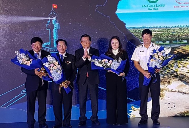 136 tỷ đồng cho Trường Sa thân yêu 136 tỷ đồng cho Trường Sa thân yêu
