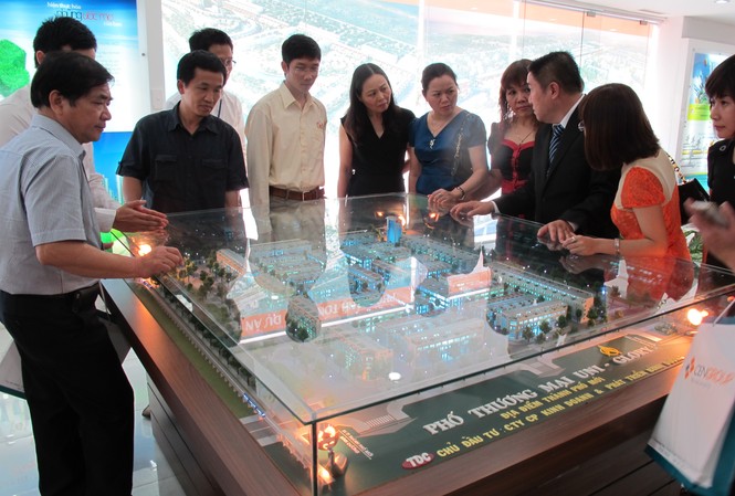 CenLand cùng sàn môi giới 'vượt khó' Hệ thống Siêu thị dự án Bất động sản STDA của CenLand từng trưng bày hàng tram mô hình dự án trên cả nước.
