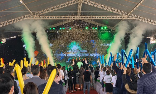 Tưng bừng khí thế ‘Chiến binh Rồng Xanh’ cùng lễ Kick-off dự án GreenDragon City Đại diện Chủ đầu tư cùng 4 đại lý chính thức khởi động Lễ xuất quân Chiến binh Rồng xanh