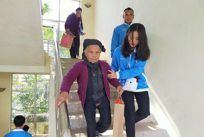 Đại biểu thanh niên tri ân người có công với cách mạng Đoàn đại biểu tiếp tục hành trình tiếp tục hành trình “Tôi yêu Tổ quốc tôi”