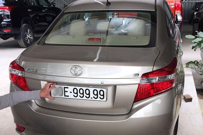 Cuối năm 2019 thực hiện đấu giá biển số xe Ðề án thí điểm cấp biển số xe ô tô thông qua đấu giá (đấu giá biển số xe đẹp). Trong ảnh một biển số ngũ quý 9
Ảnh: Anh Tuấn
